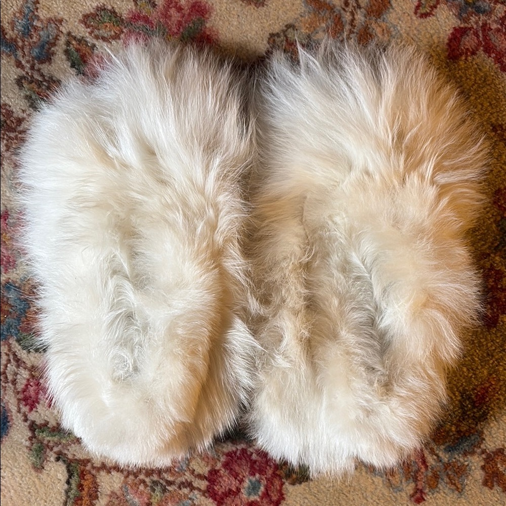Alpaca slippers
